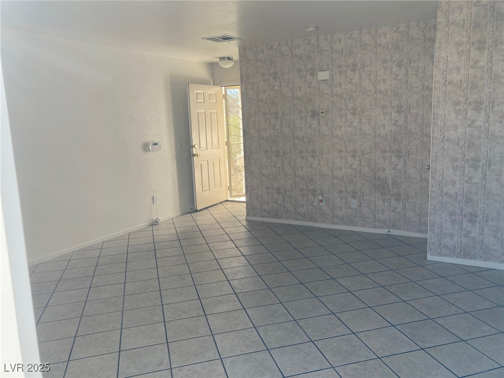 800 Spotted Eagle Street Henderson, NV 89015 - Photo 4 of 20 Partial Family Room