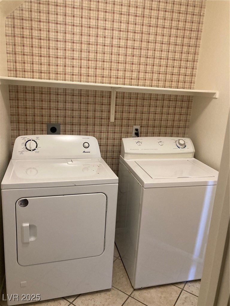 800 Spotted Eagle Street Henderson, NV 89015 - Photo 10 of 20 Washer and Dryer are included