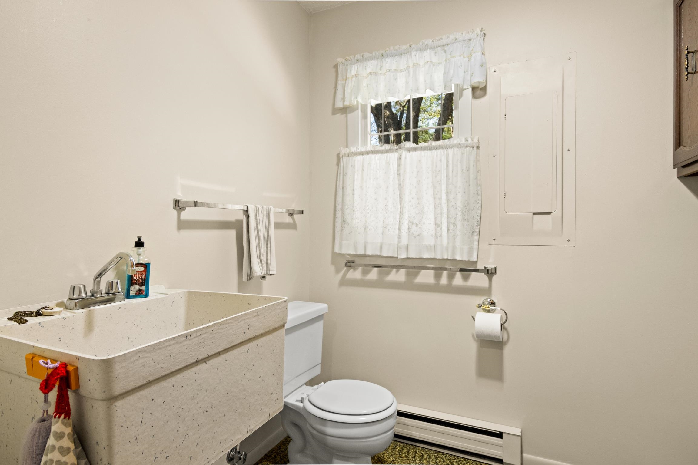 20600 Rhodes Road Interlochen, MI 49643 - Photo 15 of 37