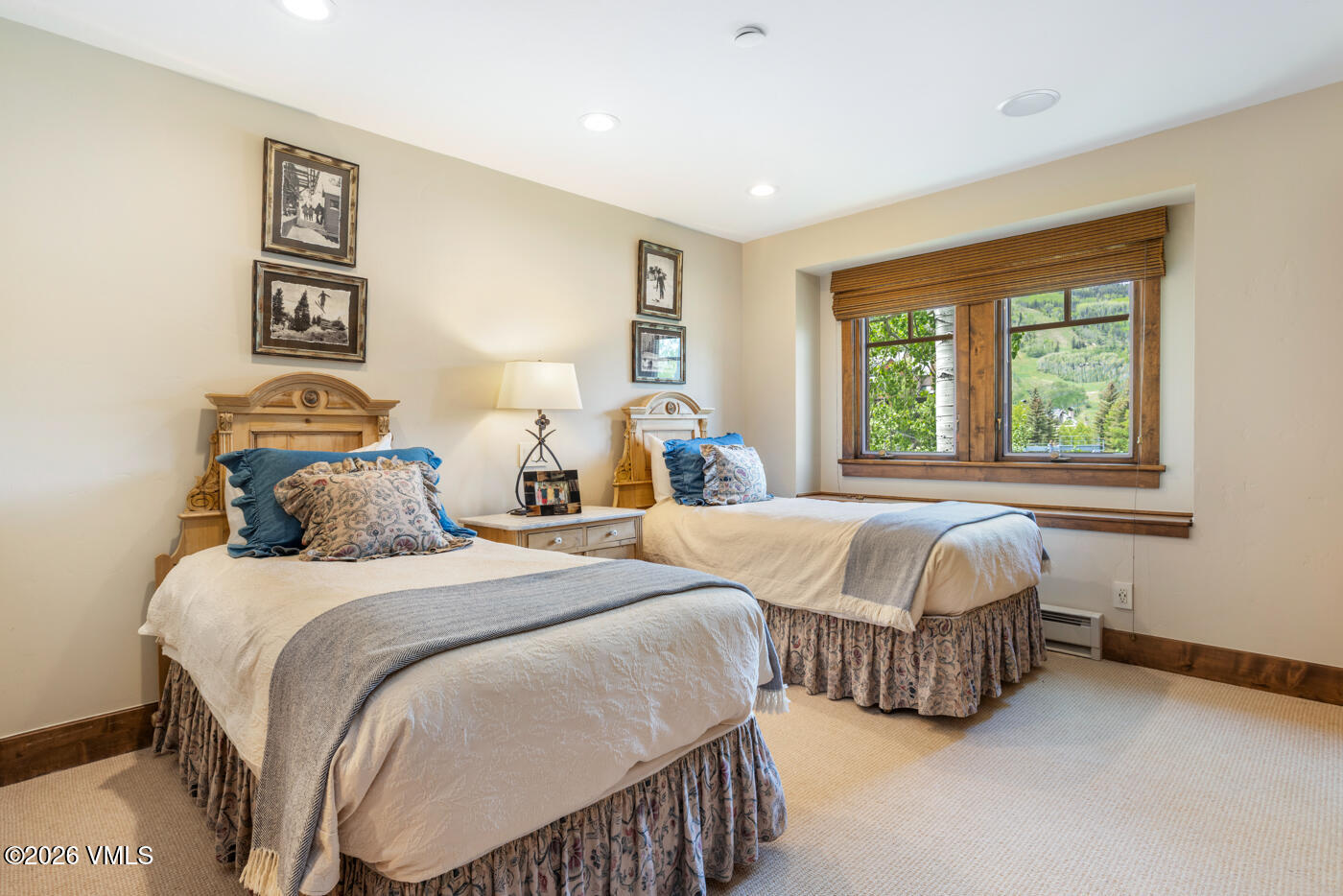 450 Offerson Road, Unit S6 Beaver Creek, CO 81620 - Photo 27 of 38 Twin bed