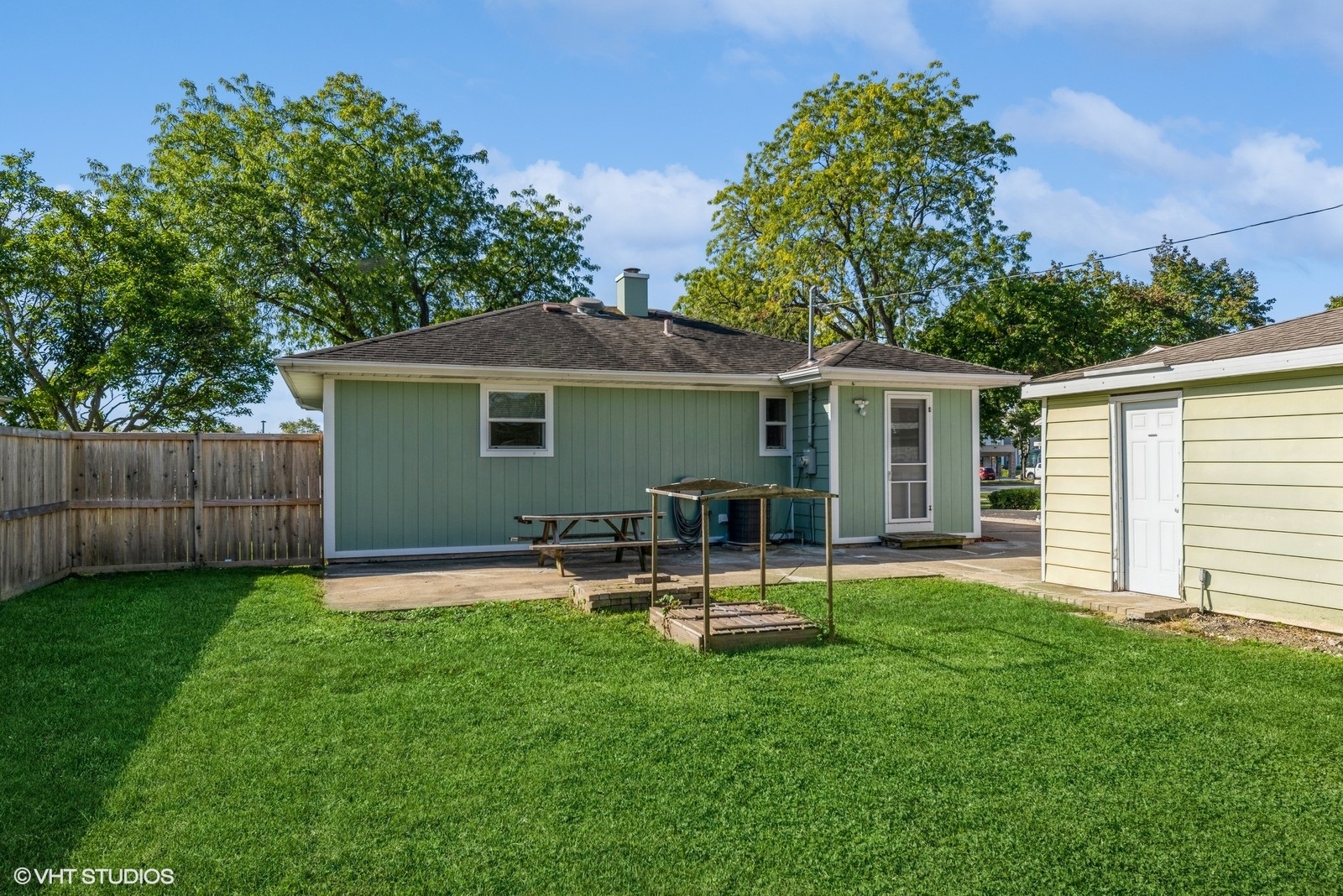 2506 Kirchoff Road Rolling Meadows, IL 60008 - Photo 11 of 12 Gallery Image 11