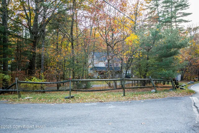 $380,000 | 1504 Grassy Run, Saylorsburg, PA 18353