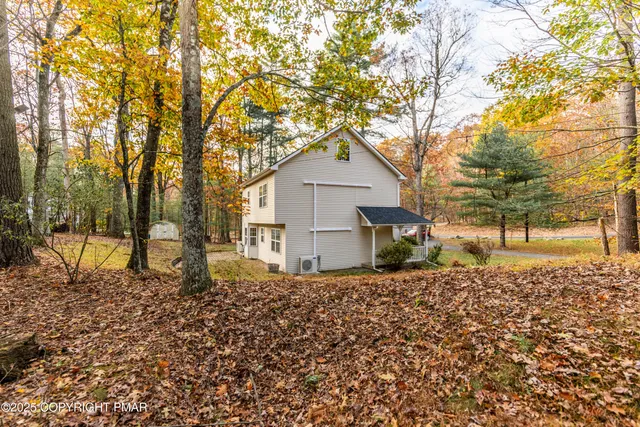 $380,000 | 1504 Grassy Run, Saylorsburg, PA 18353