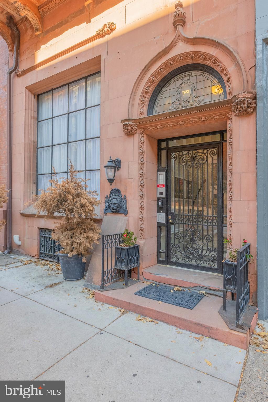 1723 Spruce Street Philadelphia, PA 19103 - Photo 4 of 24 a view of a brick building with a outdoor space