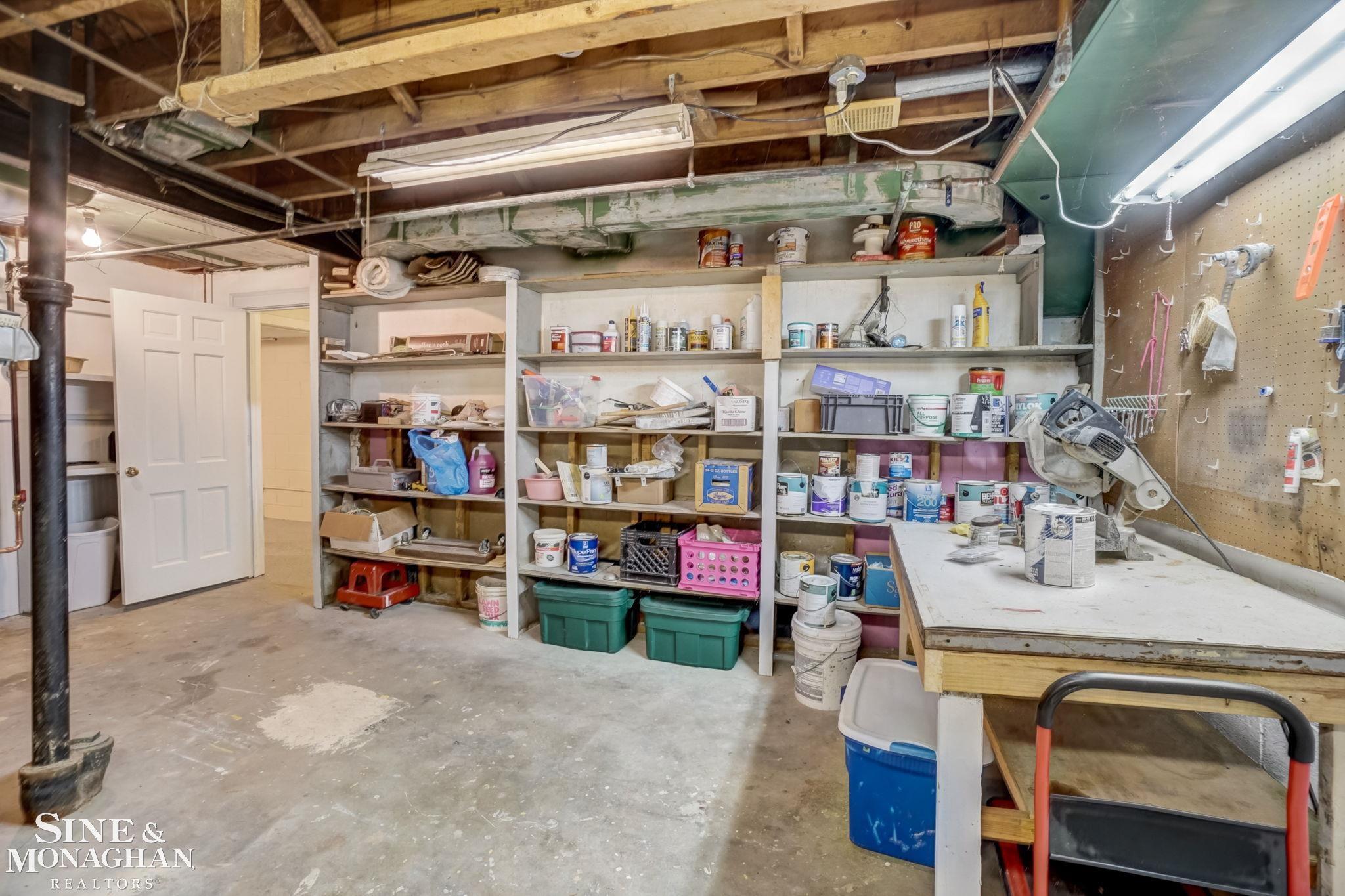 606 Pemberton Road Grosse Pointe, MI 48230 - Photo 45 of 99 Basement Workshop