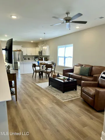 $299,900 | 1011 Lexington, Southaven, MS 38671