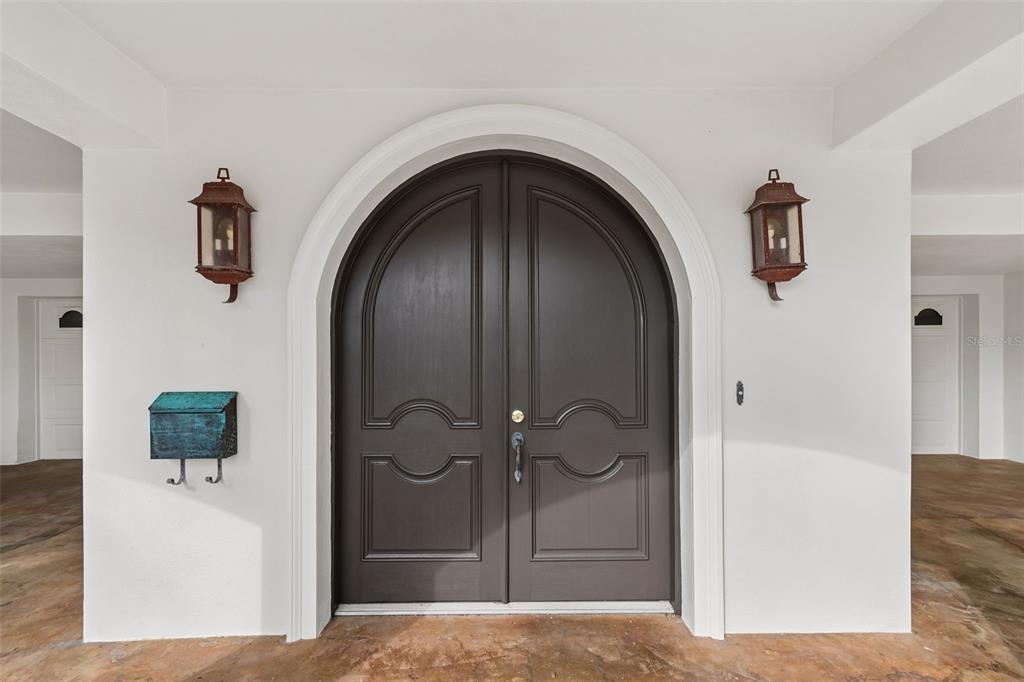 2811 Sunset Way St. Pete Beach, FL 33706 - Photo 15 of 97