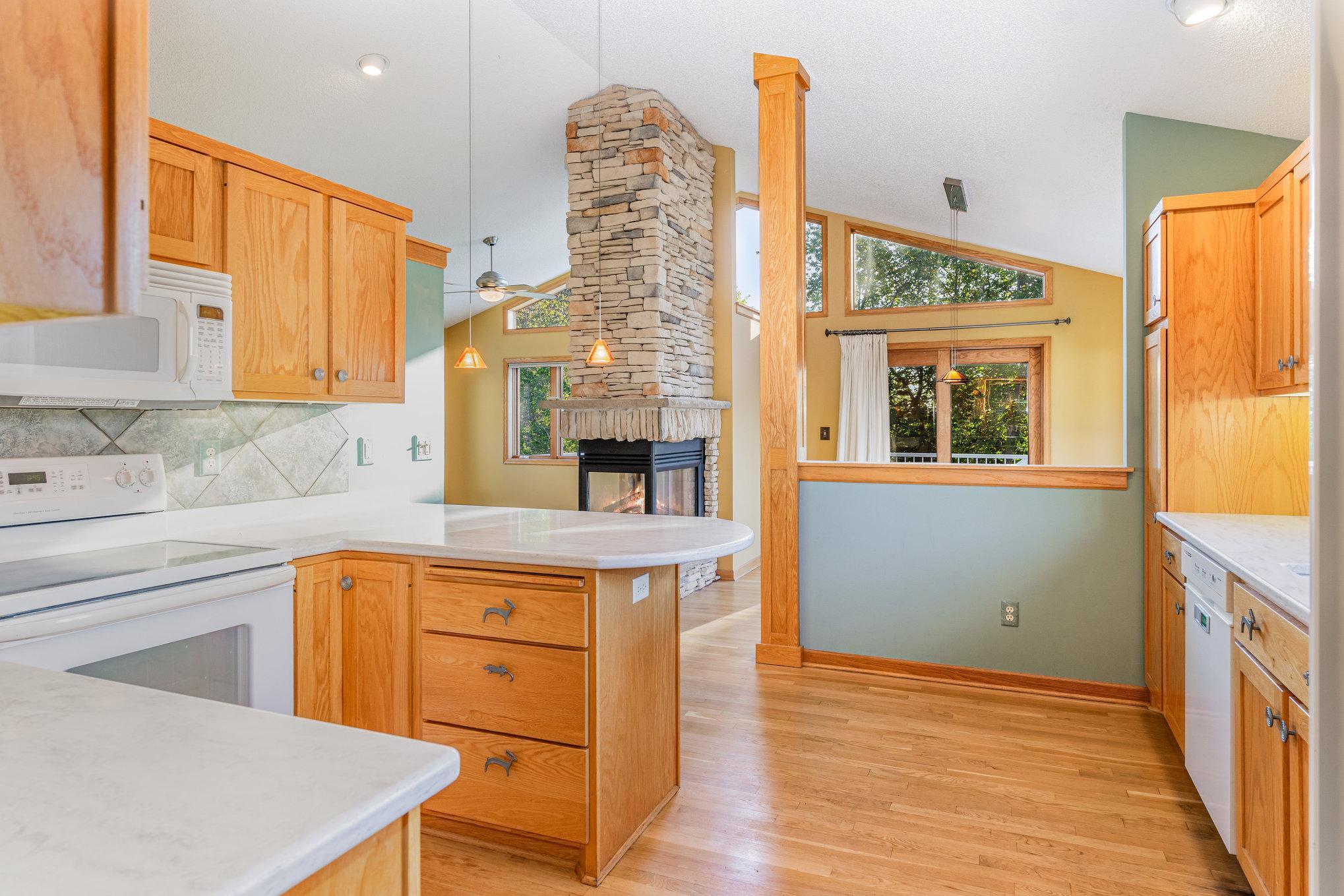 912 Aurora Circle Red Wing, MN 55066 - Photo 12 of 39