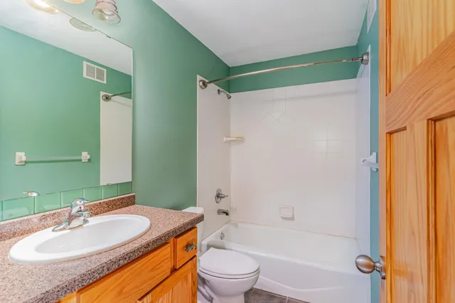 $400,000 | 912 Aurora Circle, Red Wing, MN 55066