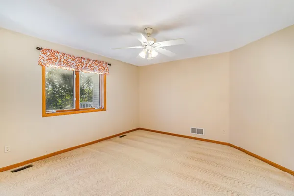 $400,000 | 912 Aurora Circle, Red Wing, MN 55066