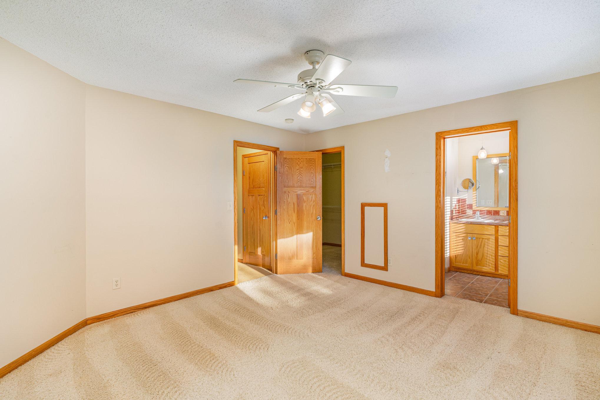 912 Aurora Circle Red Wing, MN 55066 - Photo 21 of 44