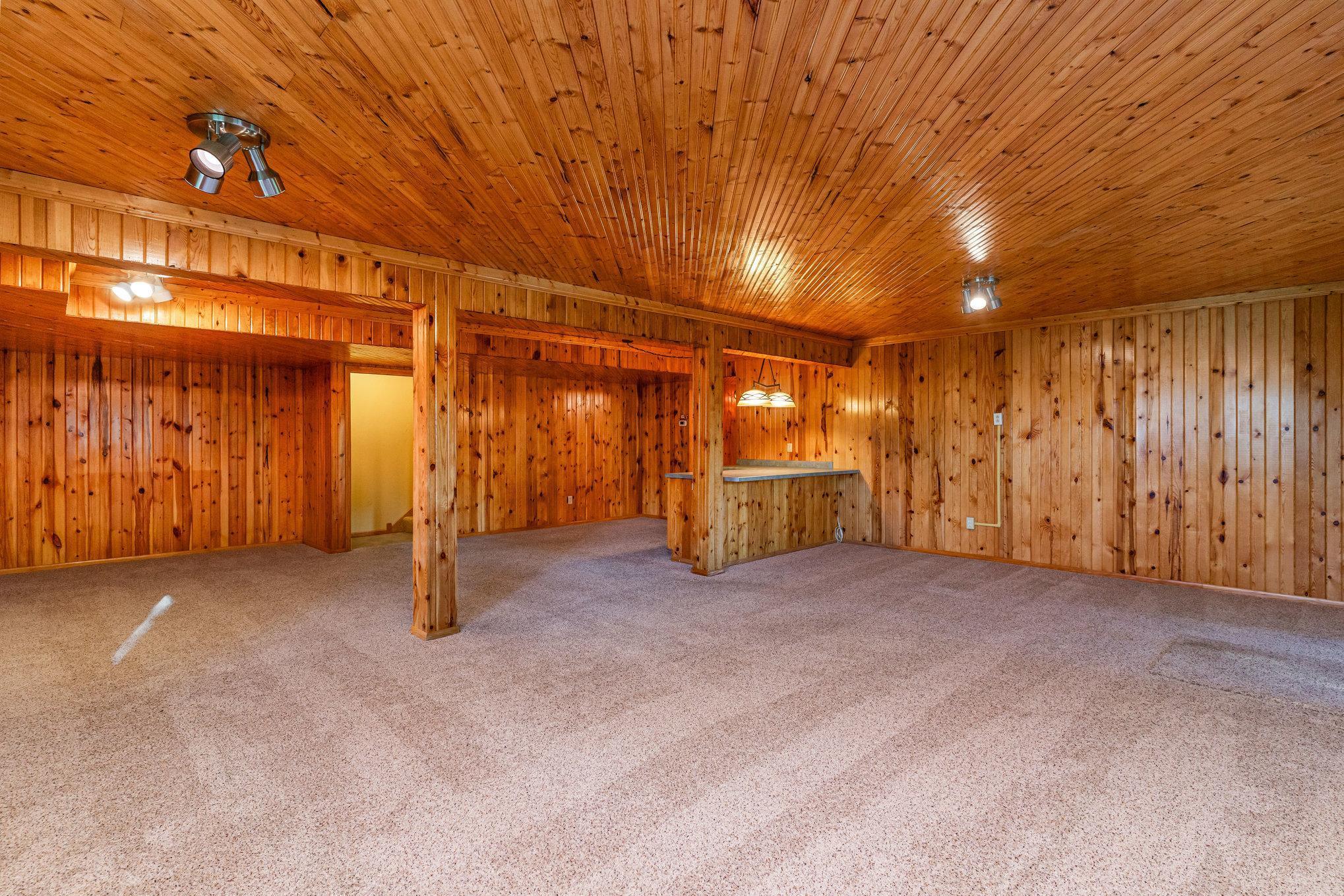 912 Aurora Circle Red Wing, MN 55066 - Photo 21 of 39