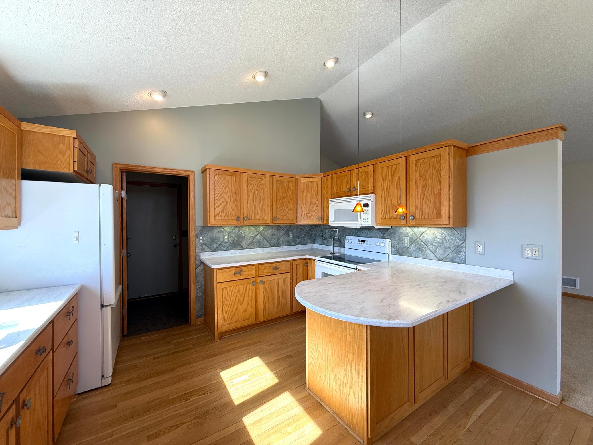 912 Aurora Circle Red Wing, MN 55066 - Photo 23 of 61