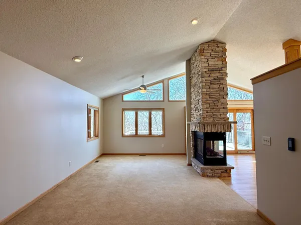 $400,000 | 912 Aurora Circle, Red Wing, MN 55066