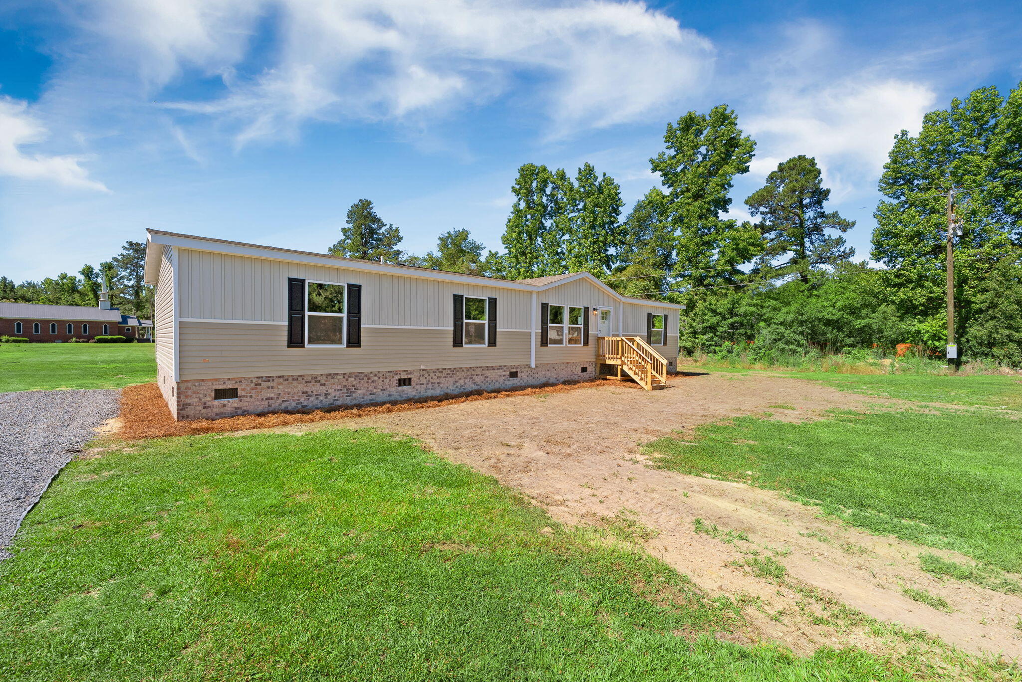 1151 Mandella Road Bonneau, SC 29431 - Photo 22 of 24 13-web-or-mls-BARCLAY MEDIA CO.-27