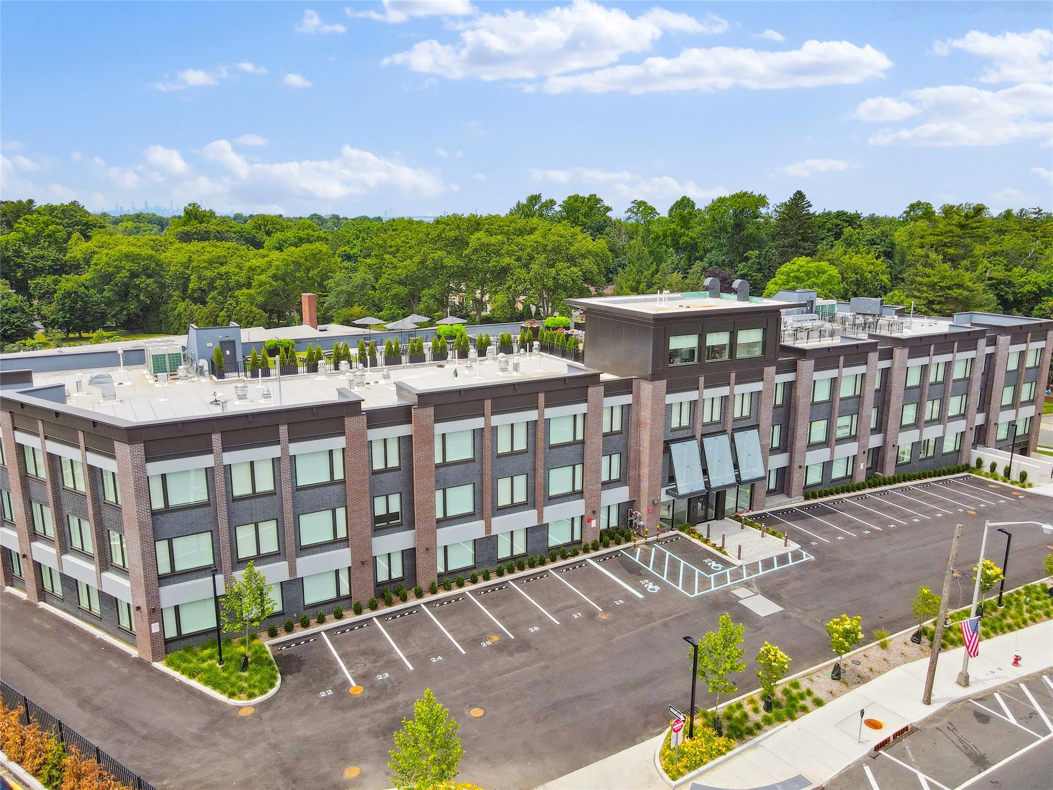 218 Middle Neck Road, Unit 305 Great Neck, NY 11021 - Photo 1 of 1 View of building exterior