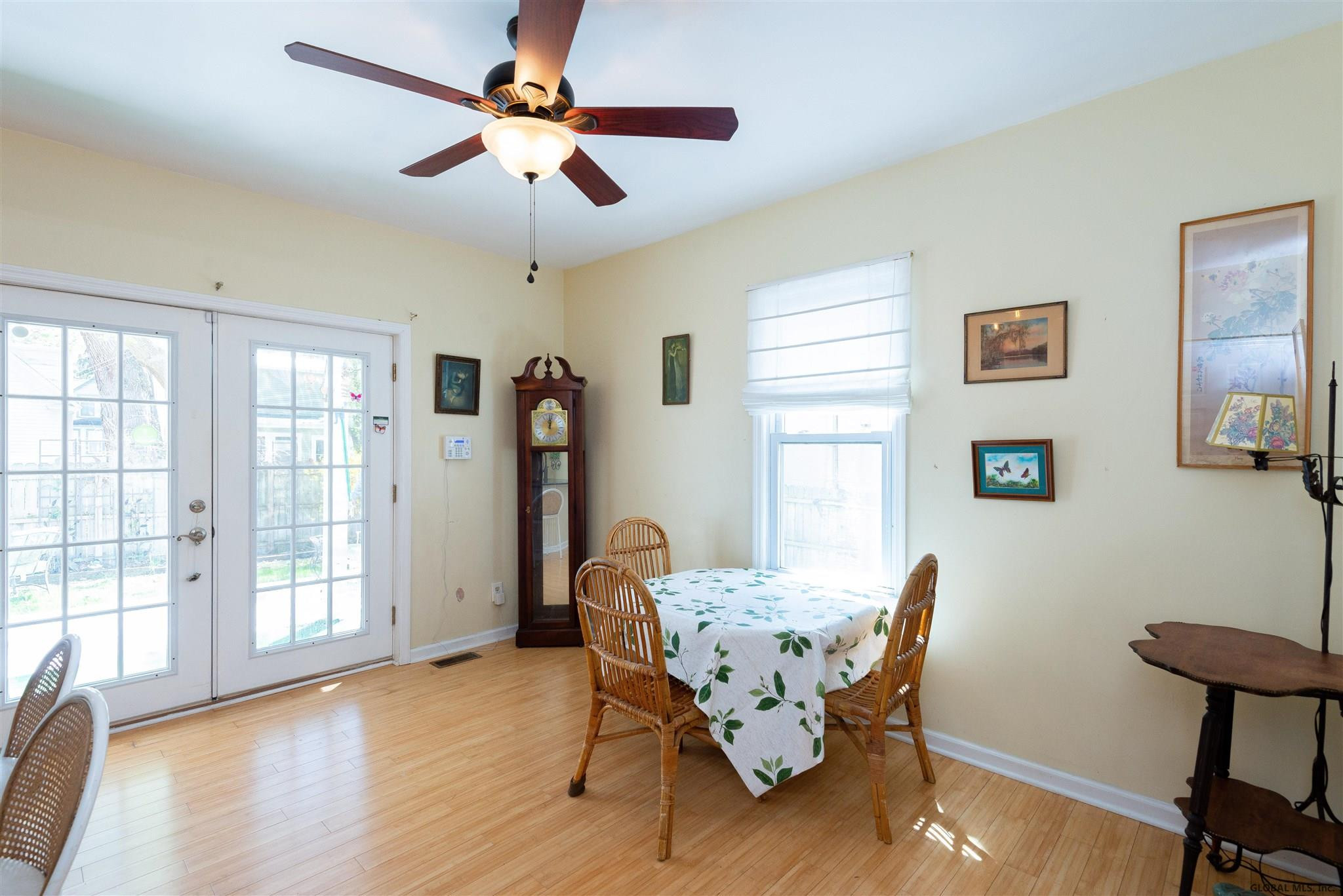 42 Roland Place Schenectady, NY 12304 - Photo 11 of 27 Photo 12