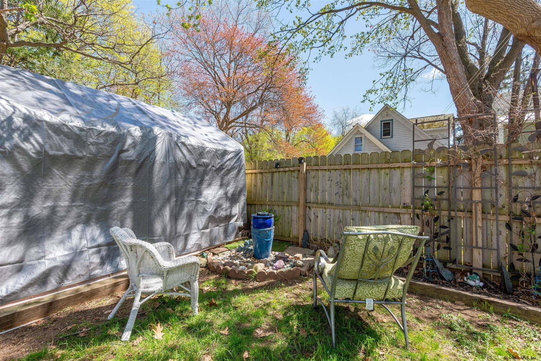 42 Roland Place Schenectady, NY 12304 - Photo 24 of 27 Photo 26