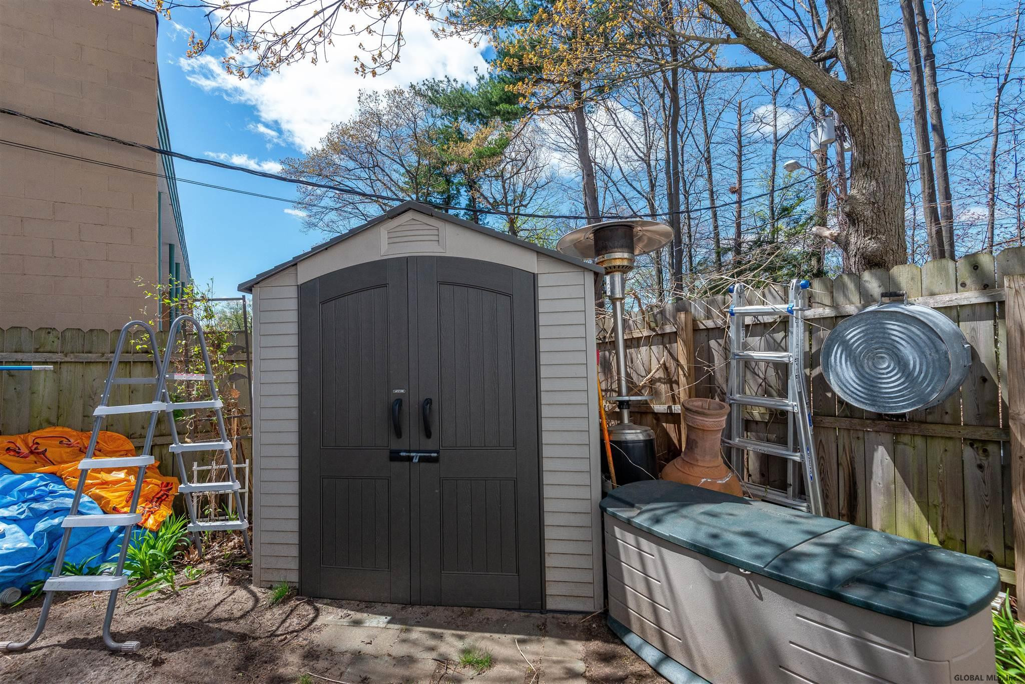 42 Roland Place Schenectady, NY 12304 - Photo 25 of 27 Photo 27