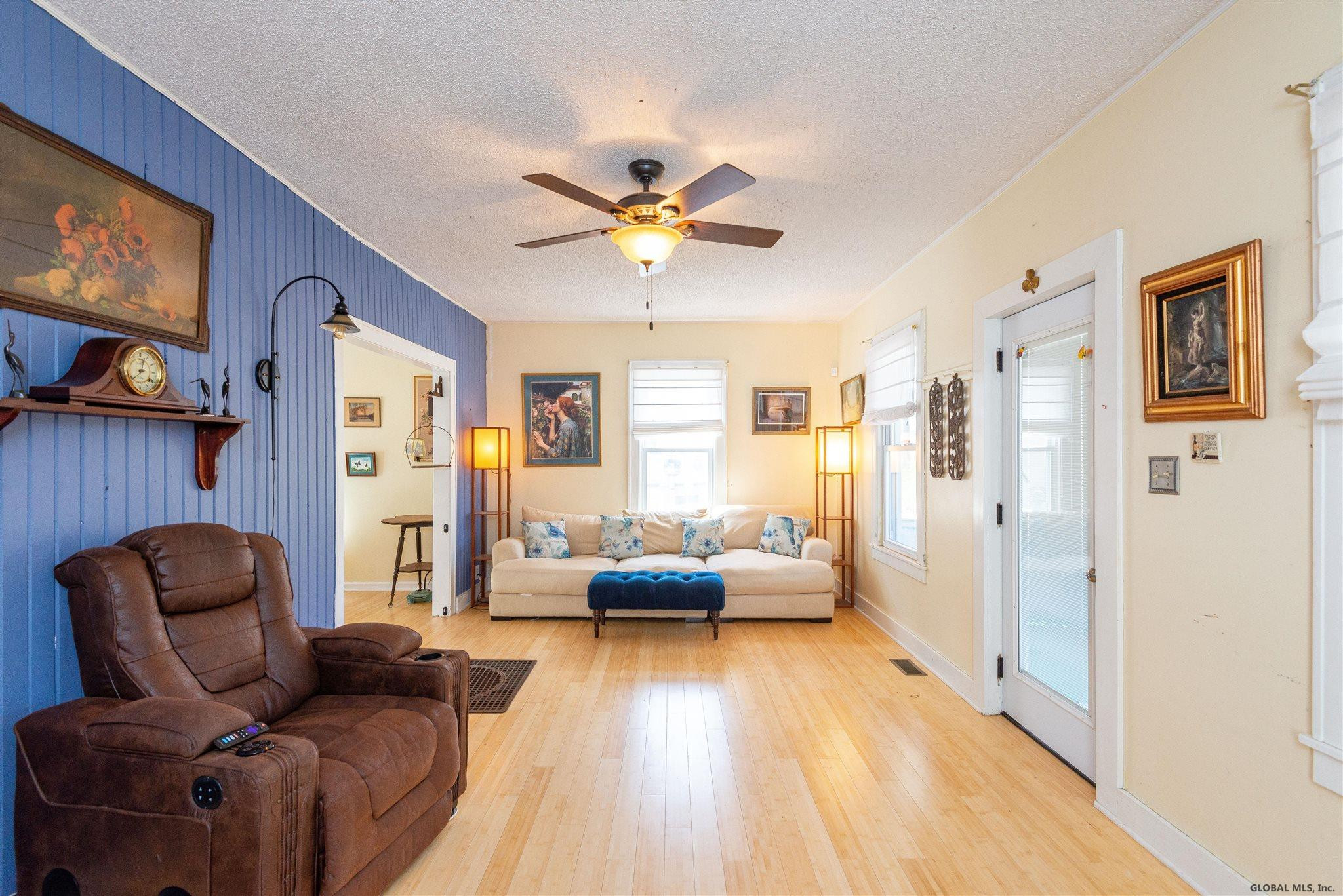 42 Roland Place Schenectady, NY 12304 - Photo 5 of 27 Photo 6