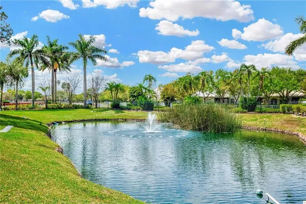 $2,195 | 1900 Pelican Landing Boulevard, Unit 1011, Clearwater, FL 33762