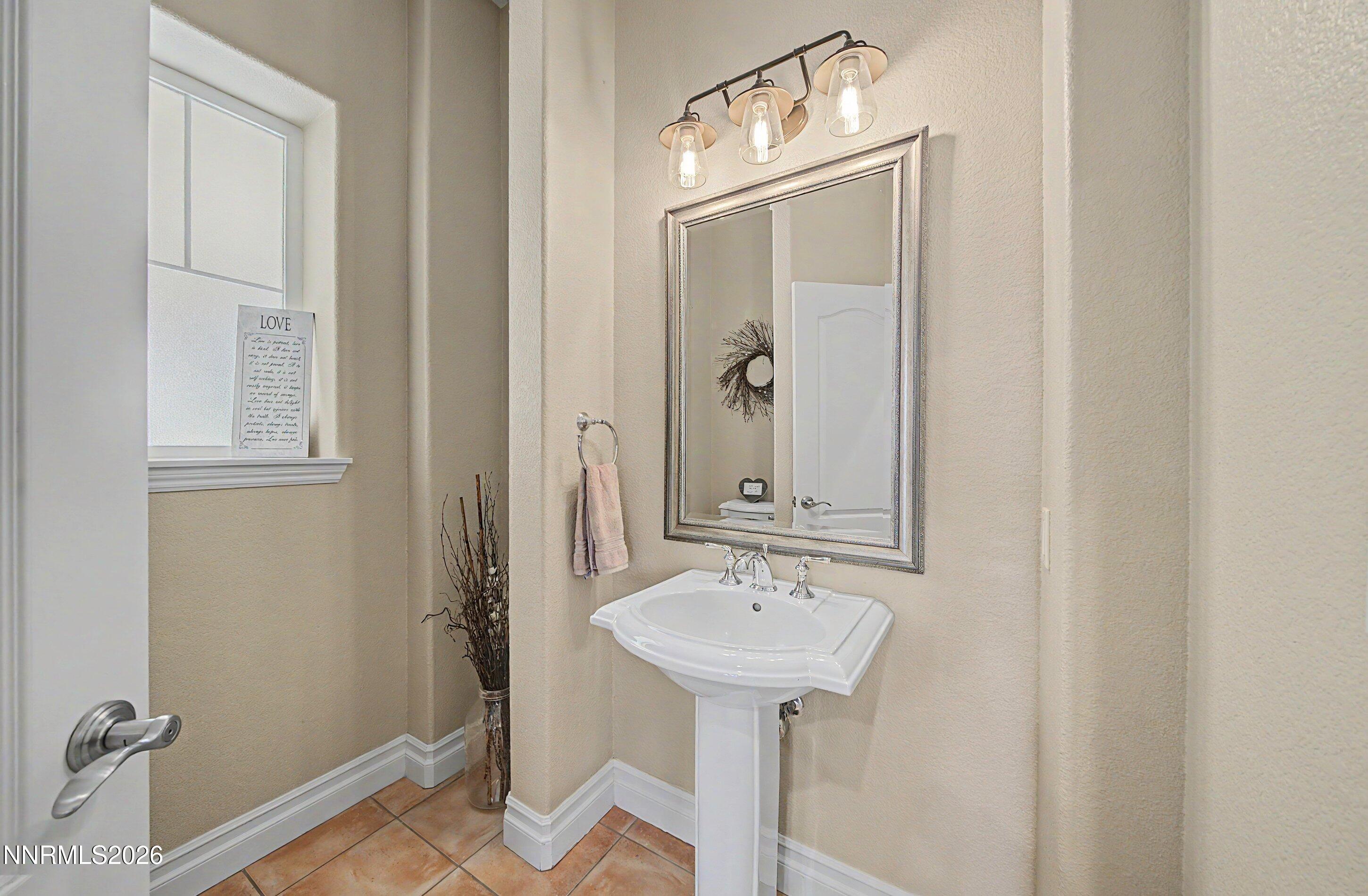 310 Kitts Way Reno, NV 89521 - Photo 40 of 114 29-DSC00206-Edit