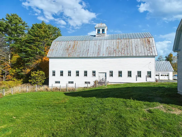 $649,900 | 10 Ridge Road, Windsor, ME 04363