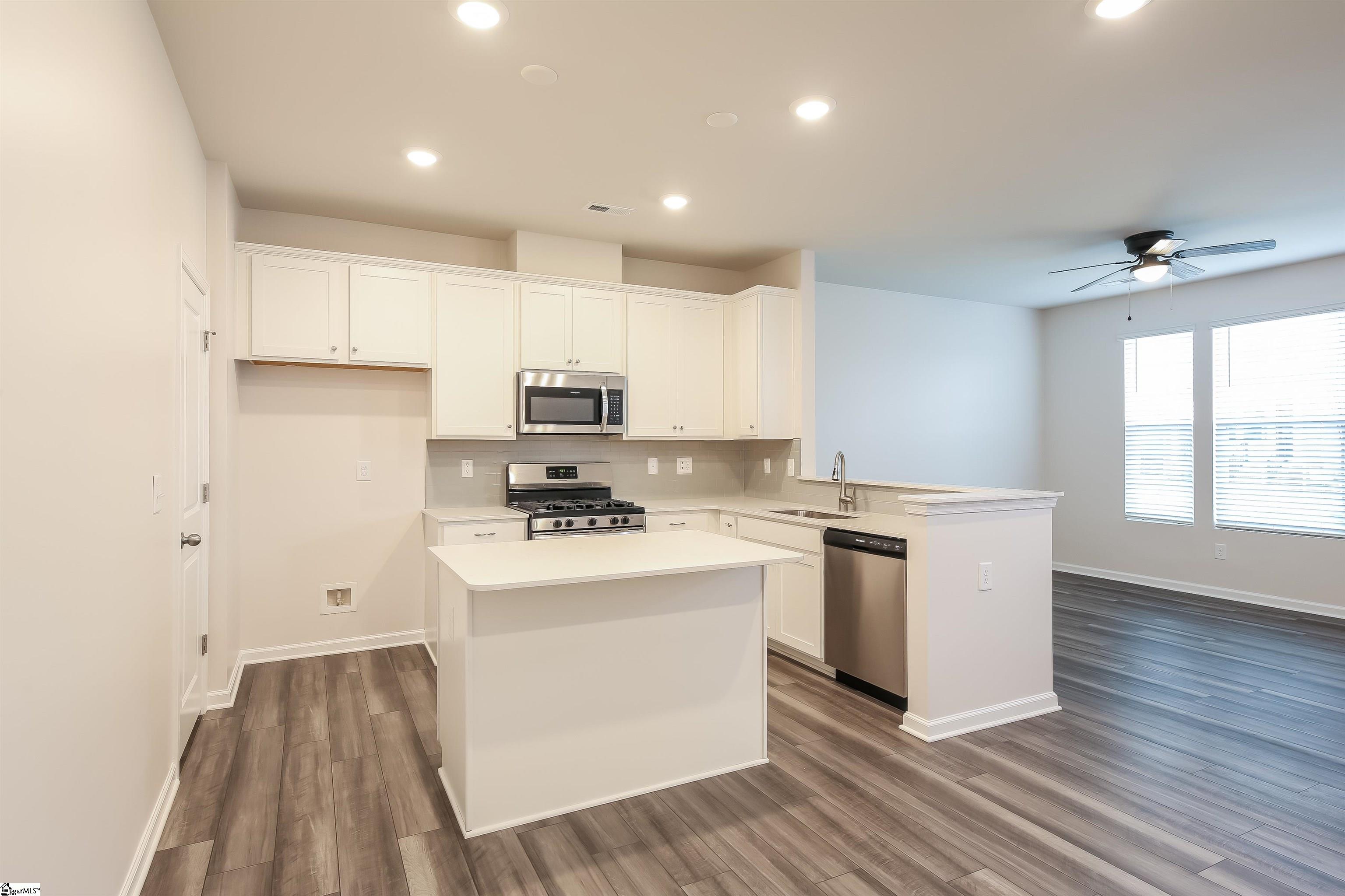 36 Leander Drive Greer, SC 29651 - Photo 6 of 20