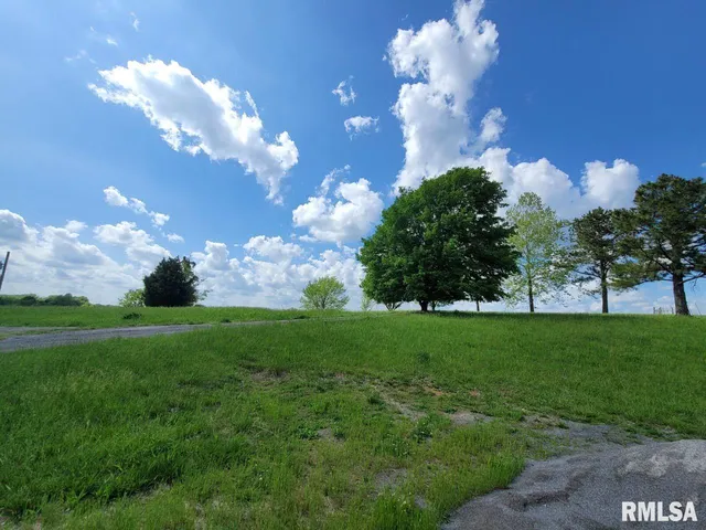 $350,000 | 470 Washington Lane, New Burnside, IL 62967