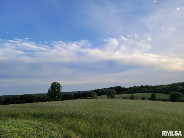 $350,000 | 470 Washington Lane, New Burnside, IL 62967