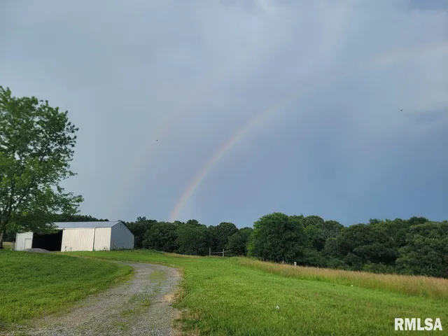 $350,000 | 470 Washington Lane, New Burnside, IL 62967