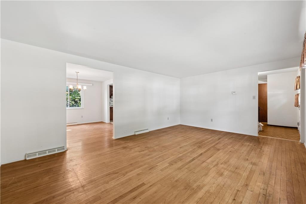 690 Blue Ridge Road Pittsburgh, PA 15239 - Photo 13 of 33