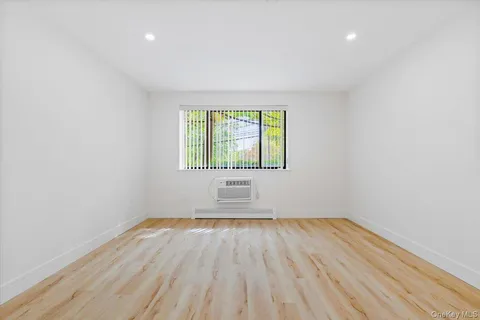 $475,000 | 21 Lake Street, Unit 1F, White Plains, NY 10603