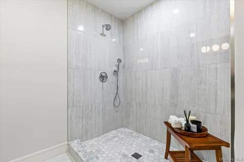 $475,000 | 21 Lake Street, Unit 1F, White Plains, NY 10603