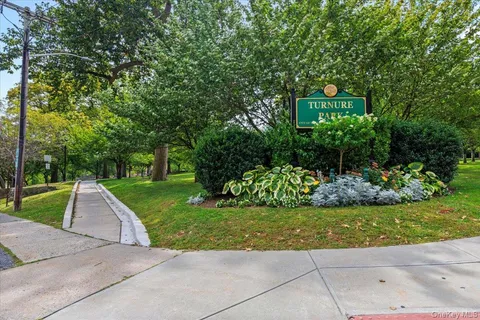 $475,000 | 21 Lake Street, Unit 1F, White Plains, NY 10603