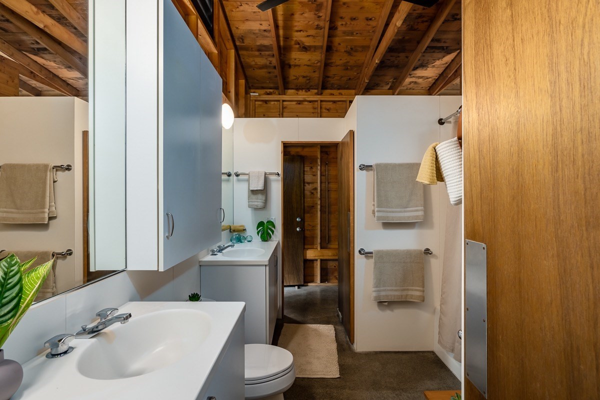 286 Kaiulani Street Hilo, HI 96720 - Photo 25 of 29