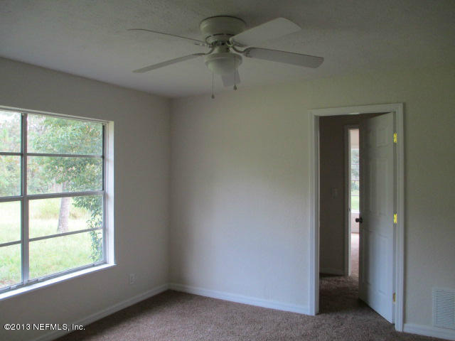 6747 Spring Lake Village Road Keystone Heights, FL 32656 - Photo 5 of 23 IMG_0836