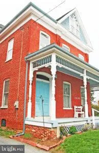$200,000 | 2689 Old Philadelphia Pike, Bird-in-Hand, PA 17505