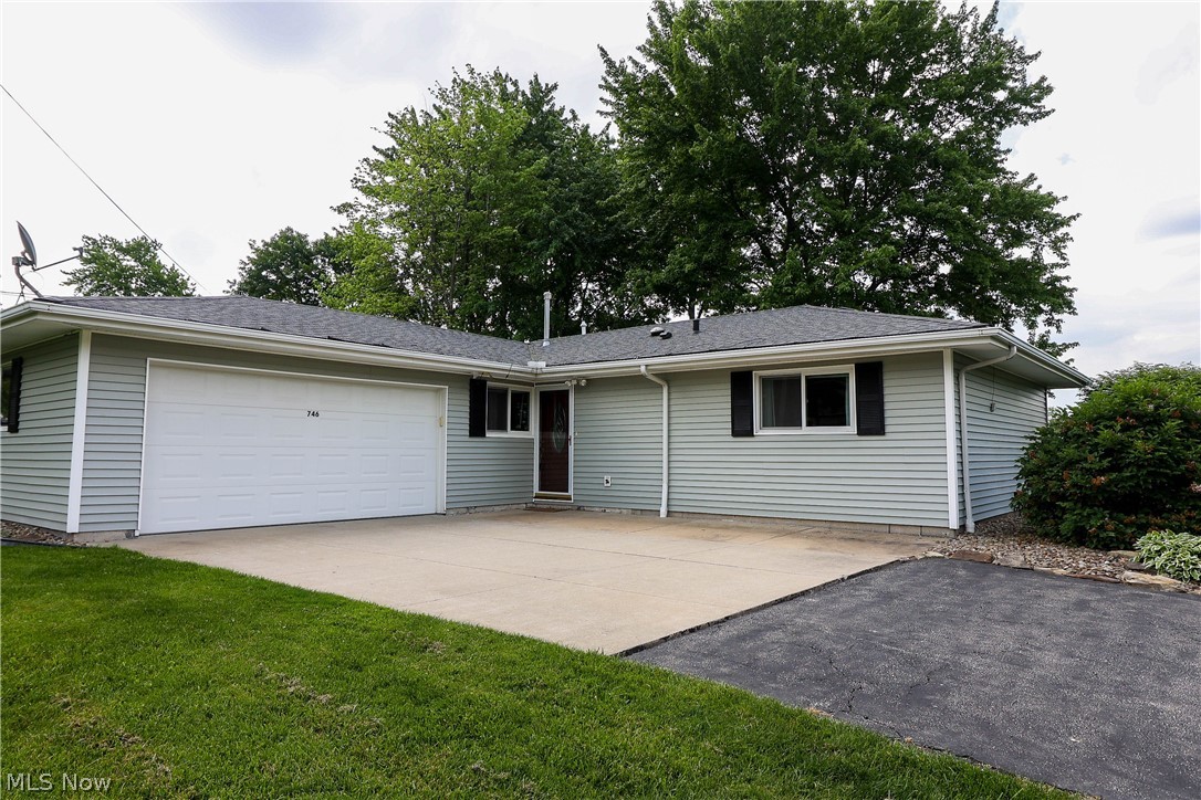 746 Ledge Road Macedonia, OH 44056 - Photo 2 of 27 Gallery Image 2