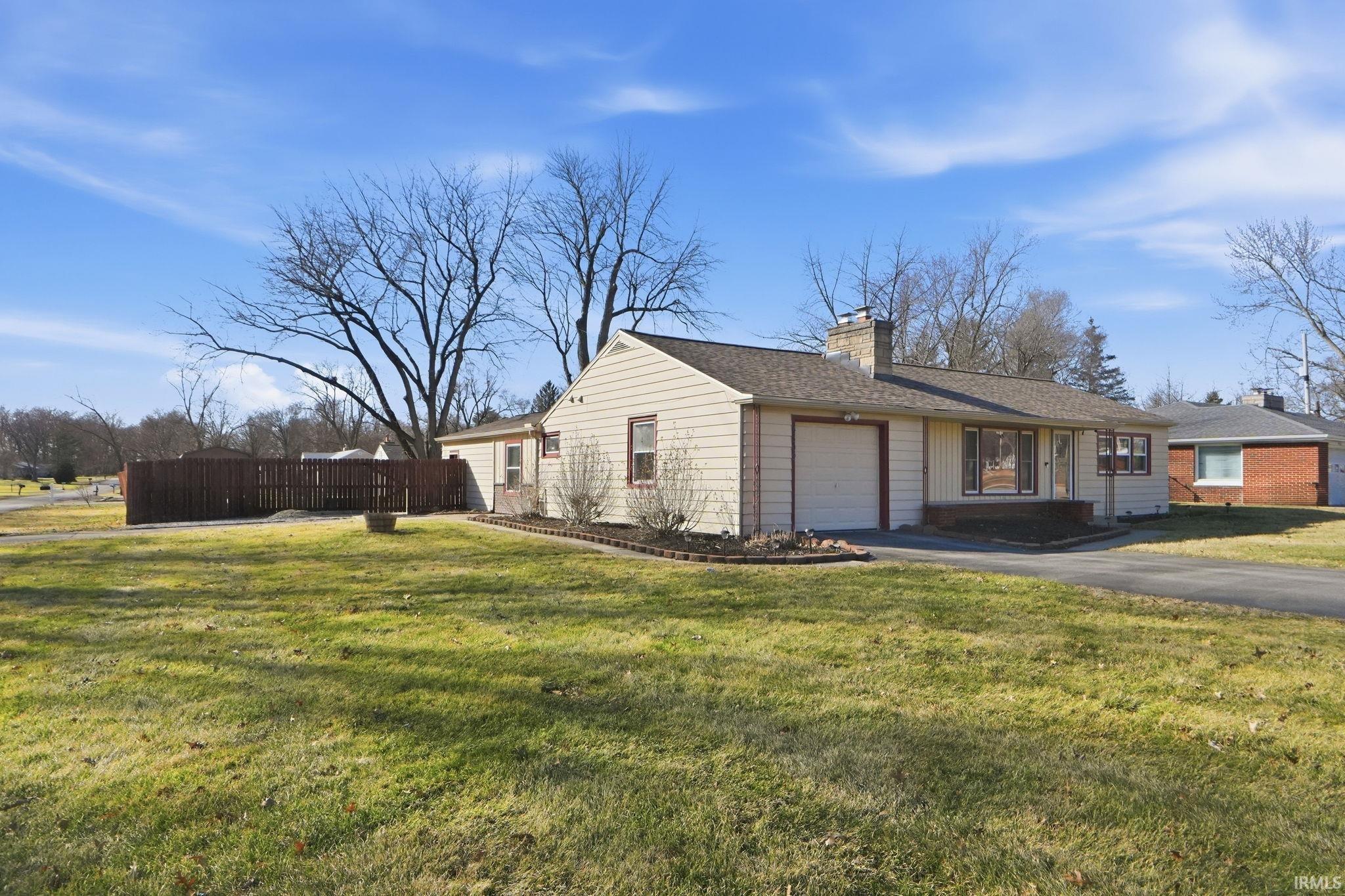 4309 Reed Road Fort Wayne, IN 46815 - Photo 3 of 36 Gallery Image 3