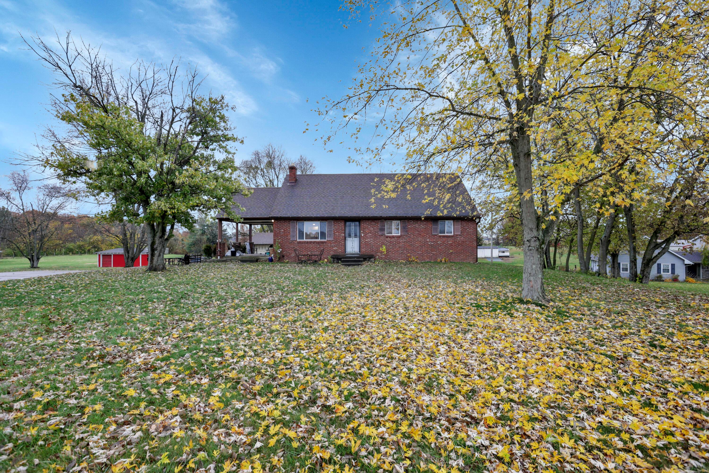 4189 Hayes Road Groveport, OH 43125 - Photo 1 of 41 Front View