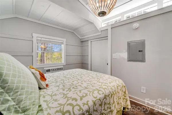 $258,500 | 163 Simplicity Woods Drive, Franklin, NC 28734