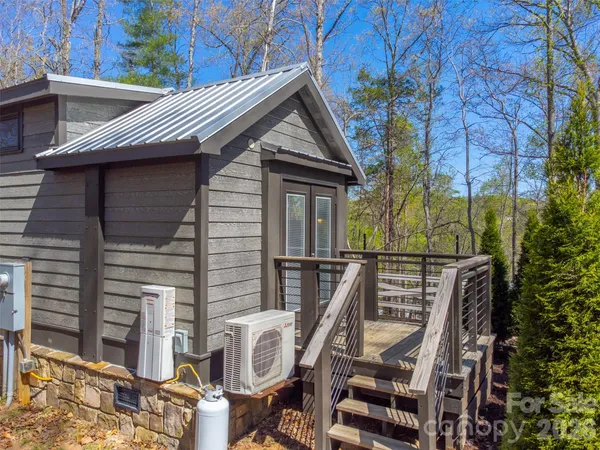 $258,500 | 163 Simplicity Woods Drive, Franklin, NC 28734