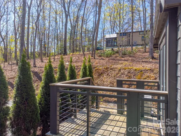 $258,500 | 163 Simplicity Woods Drive, Franklin, NC 28734