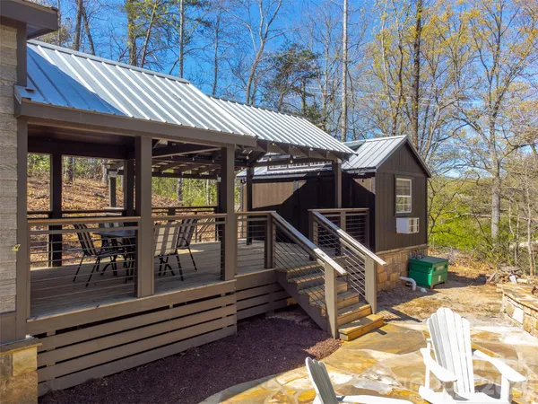 $258,500 | 163 Simplicity Woods Drive, Franklin, NC 28734