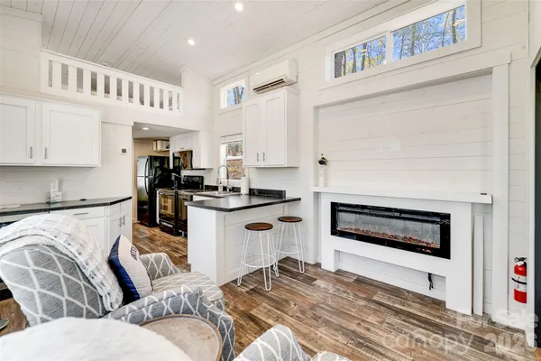 $258,500 | 163 Simplicity Woods Drive, Franklin, NC 28734