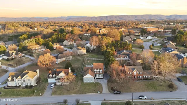 $750,000 | 1846 Southcliff Drive, Maryville, TN 37803