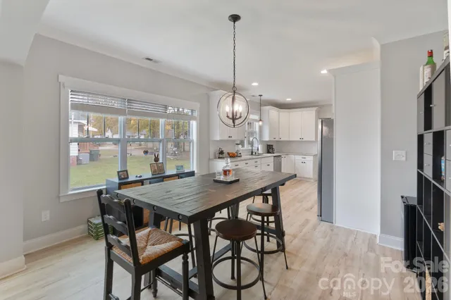 $329,000 | 705 West 2nd Avenue, Gastonia, NC 28052