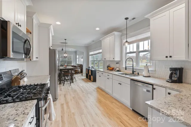 $330,000 | 705 West 2nd Avenue, Gastonia, NC 28052