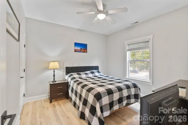 $329,000 | 705 West 2nd Avenue, Gastonia, NC 28052